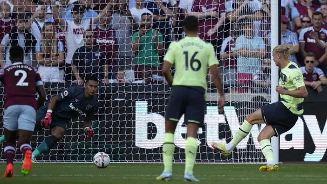 Foto: Mengagumkan! Erling Haaland Borong Dua Gol Kemenangan Perdana Manchester City di Liga Inggris 2022/2023