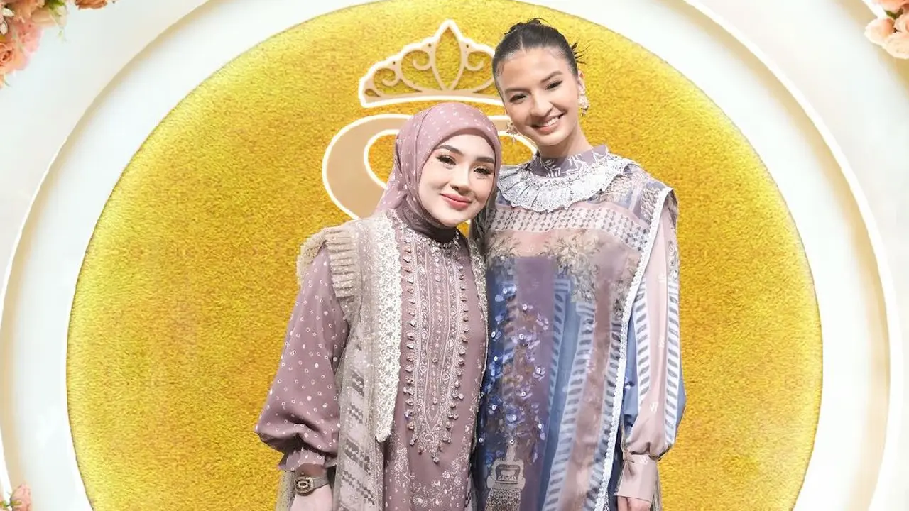 Shella Saukia Buka Butik Pertamanya, Raline Shah Ikut Perkenalkan Koleksi Busana Raya