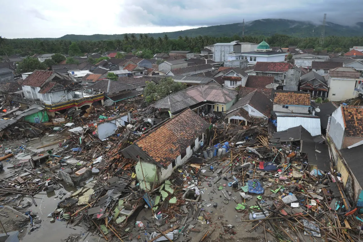 Pandangan Udara Kerusakan Terparah Akibat Tsunami Selat Sunda