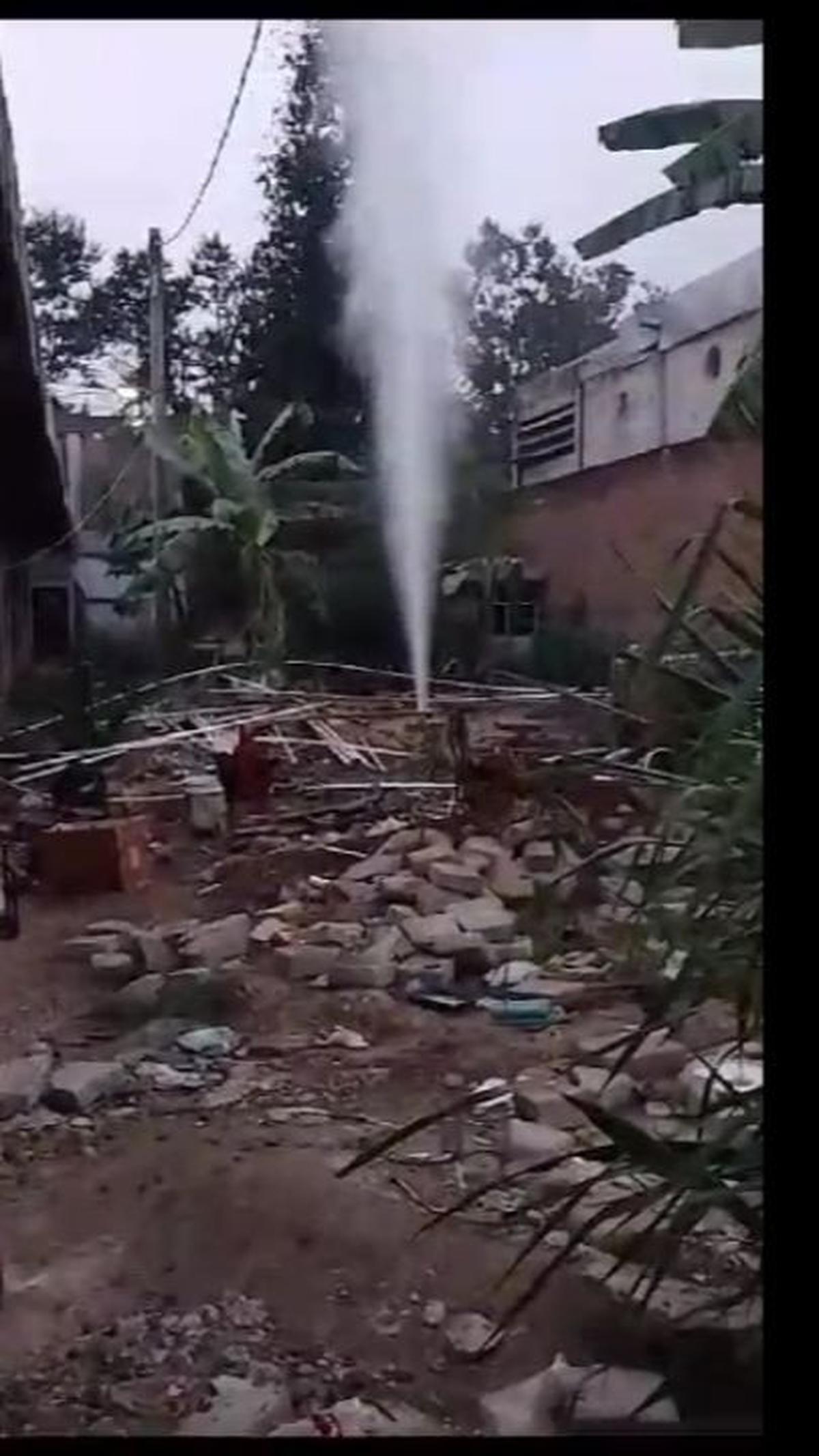Semburan gas di Bogor
