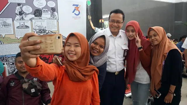 Dirut PT KAI Inspeksi di Stasiun Balapan Solo