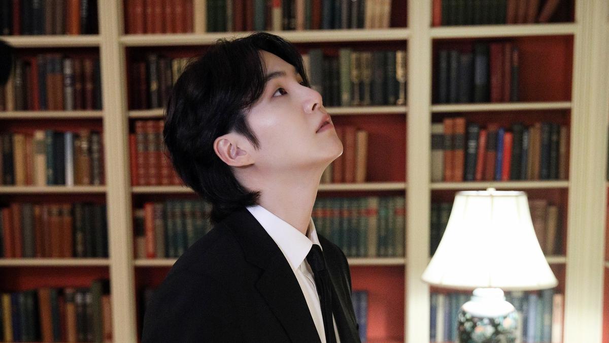 Isi Surat Suga BTS untuk ARMY Usai Tuntas Wamil, Kembali Minta Maaf soal Insiden Setahun Lalu