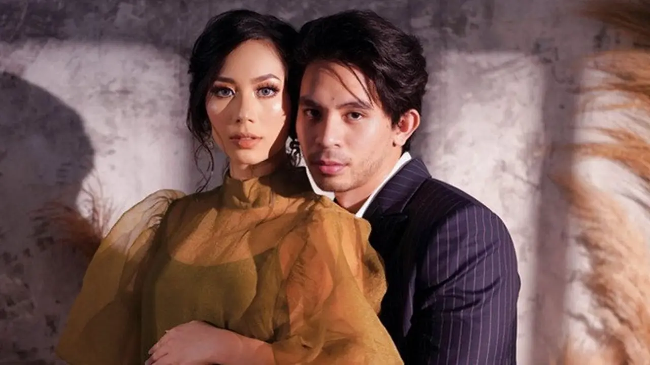 7 Gaya  Maternity Shoot Abel Cantika, Tampil Memesona saat Hamil Tua