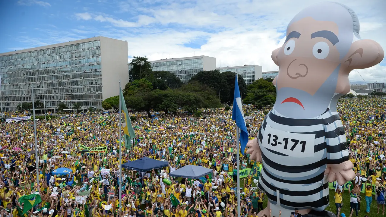 20160313-Rakyat Brasil Turun ke Jalan Tuntut Presiden Rousseff Lengser-Brasil