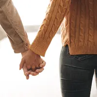 Ilustrasi pasangan private (copyright Freepik)