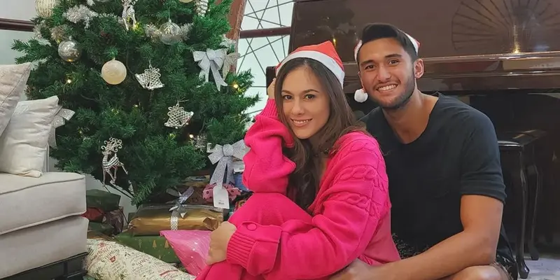 Artis Rayakan Natal Bareng Pacar, Wulan Guritno Jadi Sorotan