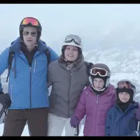 Film Force Majeur (Istimewa)