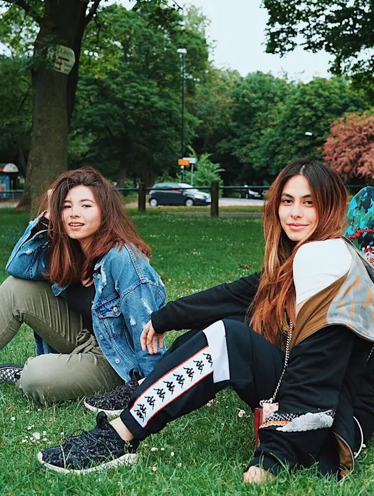 (Instagram/sharazaaa)