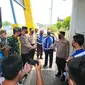 Kapolda Sumut, Irjen Pol RZ Panca Putra Simanjuntak, bersama Wakapolda Sumut, Brigjen Dadang Hartanto, Dirlantas Kombes Indra Darmawan Iriyanto, dan Kabid Humas Kombes Hadi Wahyudi, tinjau kesiapan Tol Tebing Tinggi hadapi mudik lebaran pada Jumat, 22 April 2022