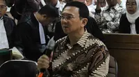 Batik parang seling nogo yang dikenakan Ahok ditawar Rp100 juta. (dok. Screenshot BenihBaik.com/Dinny Mutiah)