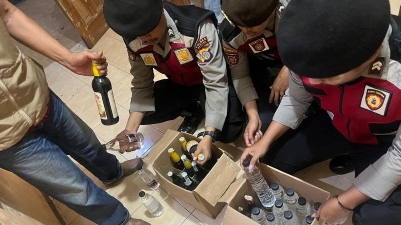 Polres Bantul Berhasil Berantas Miras Ilegal di Enam Titik, Puluhan Botol Disita