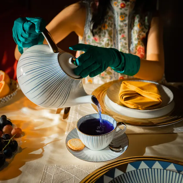 Pesona Kecantikan Ratu Mesir Dihadirkan Sebastian Gunawan di Meja Makan