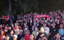 Potret Keseruan Masyarakat Nobar Timnas Indonesia Vs Uzbekistan