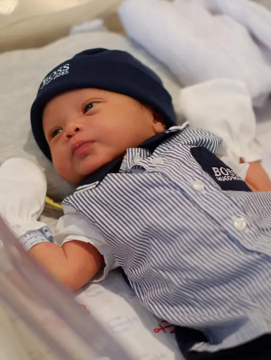 (Instagram/mythalestari)