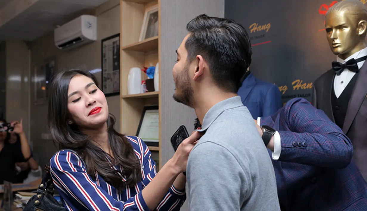 Syahnaz berharap pas hari bahagianya nanti, perut Jeje bisa mengecil. Hal itu agar terlihat sempurna penampilannya. (Deki Prayoga/Bintang.com)