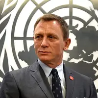 Menurut  Ellen Pompeo, selain bermain di film James Bond, tidak ada film Daniel Craig yang sukses di pasaran. (AFP/Bintang.com)