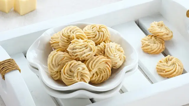 Tips Memilih Bahan Kue Sagu Keju