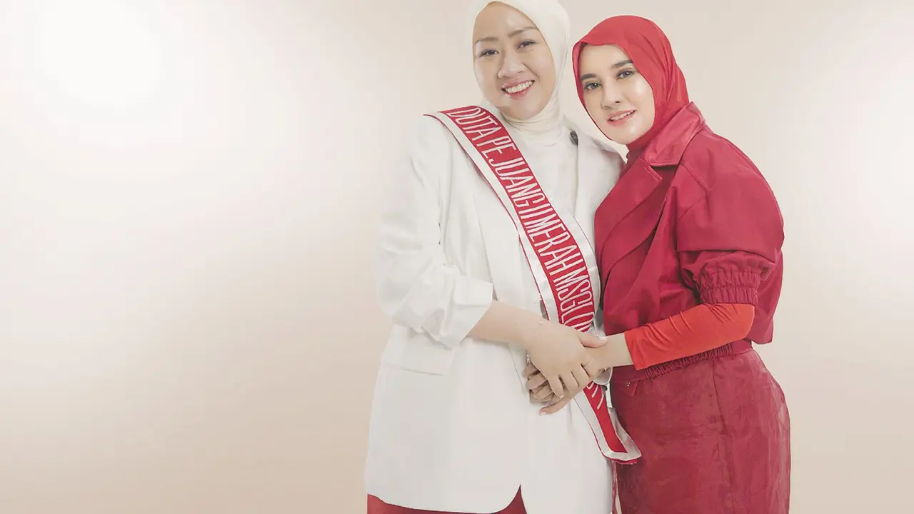 Shandy Purnamasari dan Fanny Kondoh