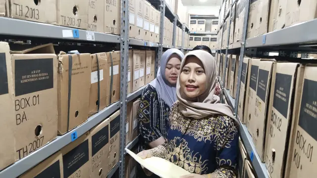 Tim Arsiparis Ditjen Bimas Buddha, menerima kunjungan Tim Audit Sistem Kearsipan dari Arsiparis Nasional Republik Indonesia (ANRI)