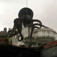 Mulai dari kisah cinta hingga mistis, Bandung ternyata punya 'sejuta' legenda. 