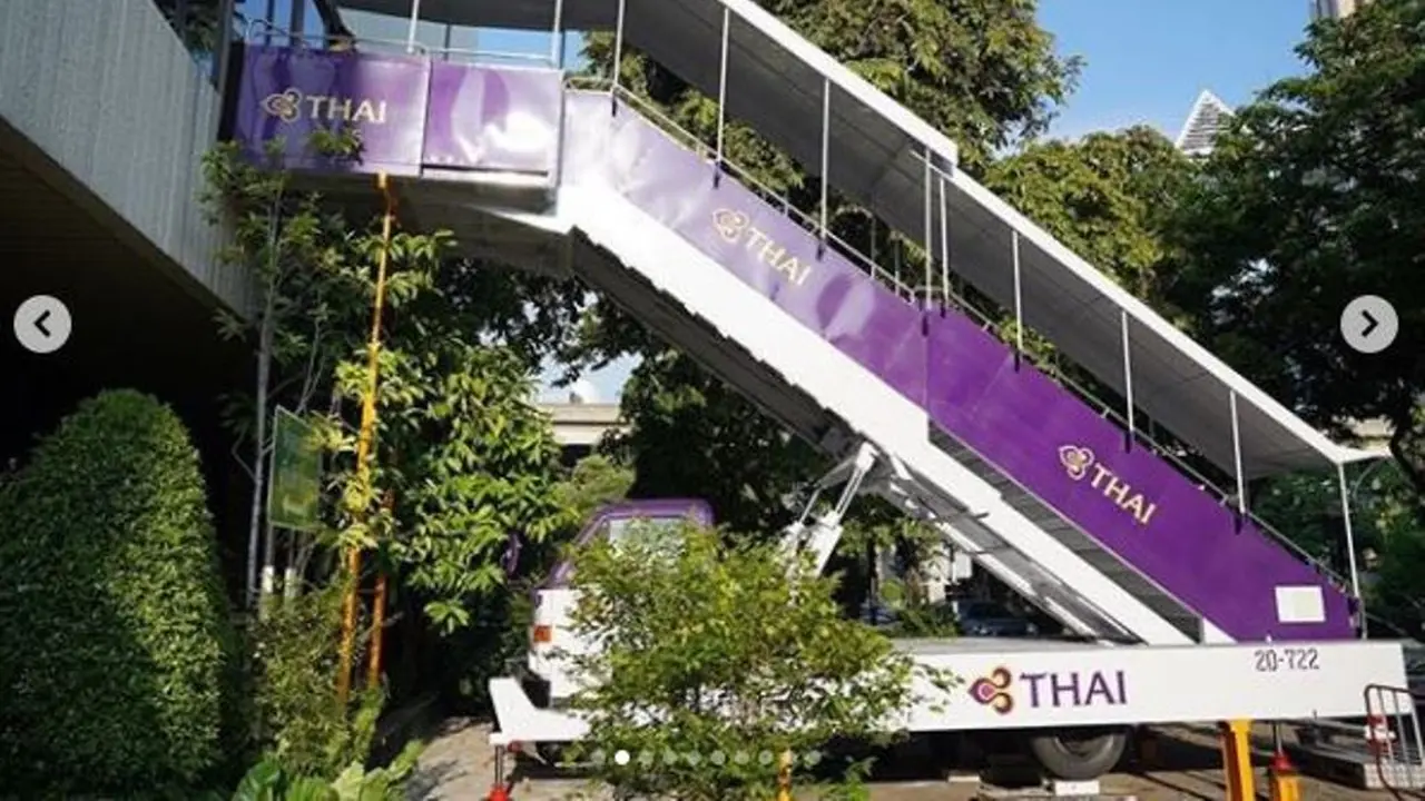 Thai Airways Buka Restoran Buat yang Kangen Naik Pesawat