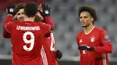 Pemain Bayern Munchen merayakan gol yang dicetak Leroy Sane ke gawang RB Salzburg pada laga lanjutan Grup A Liga Champions di Allianz Arena, Kamis (26/11/2020) dini hari WIB. Bayern Munchen menang 3-1 atas RB Salzburg. (AP Photo/Matthias Schrader)
