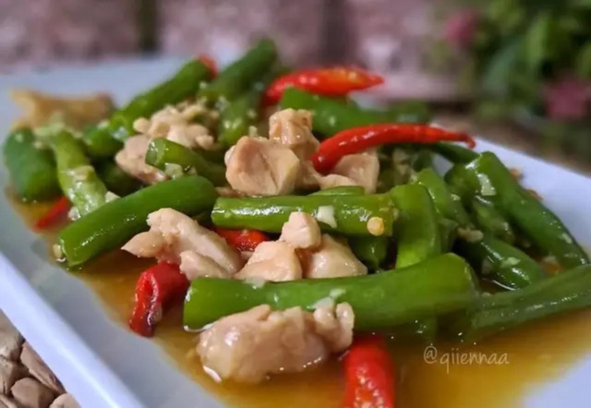 3 Resep Praktis Ayam Tumis, Lezat Dimasak Paprika hingga Sayuran Buncis