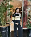Aaliyah Massaid tampil begitu casual dengan polo lengan panjang dipadukan dengan celana kulot. Sebuah OOTD yang tampak begitu nyaman dikenakan. [Foto: Instagram/ Aaliyah Massaid]