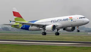 Efek Abu Anak Krakatau, Ribuan Penumpang Pelita Air Gagal Terbang
