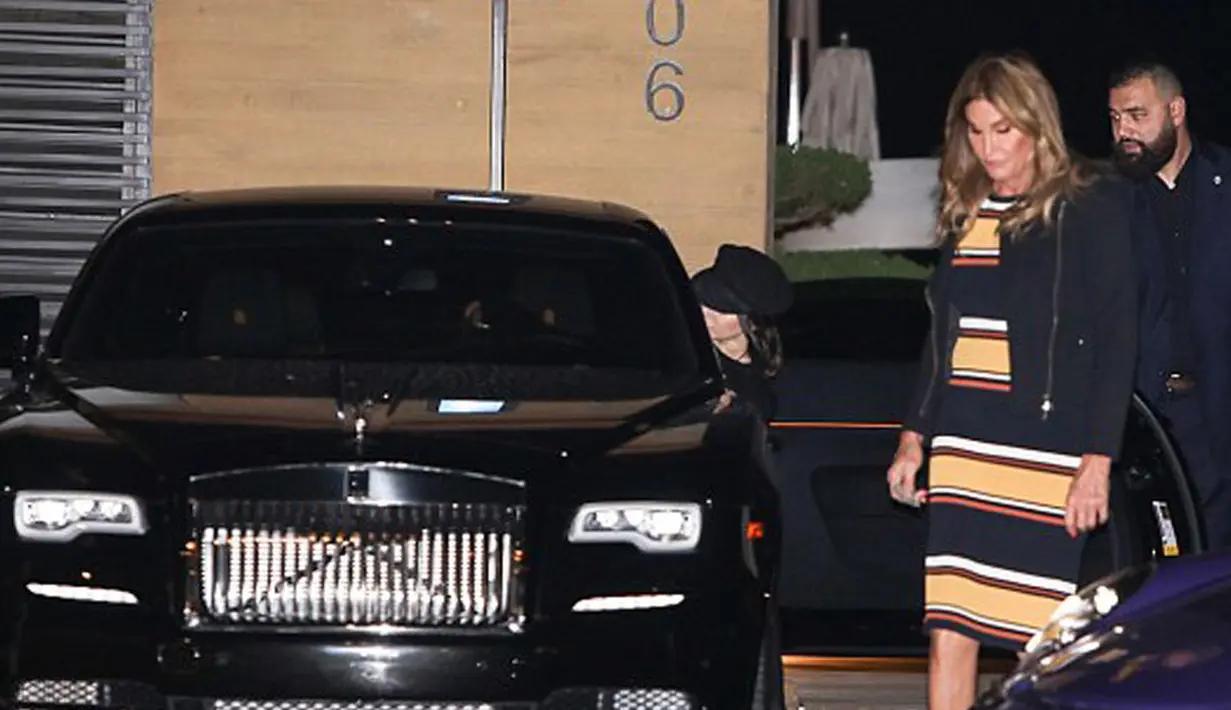 Tempat makan yang dikunjungi Caitlyn Jenner dan Kendall Jenner malam minggu lalu kabarnya memang merupakan tempat favorite keluarga mereka. (doc.dailymail.com)