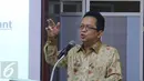 Ketua Komite Ekonomi dan Industri Nasional (KEIN), Soetrisno Bachir memberikan sambutan saat kunjungan KEIN ke fasilitas produksi PT Toyota Motor Manufacturing Indonesia (TMMIN) Sunter I di Jakarta, Senin (9/5). (Liputan6.com/Angga Yuniar)