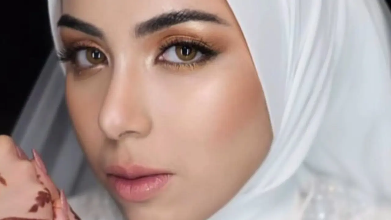 Tips Memakai Eyeshadow Agar Tidak Terlalu Tebal dan Terlihat Natural