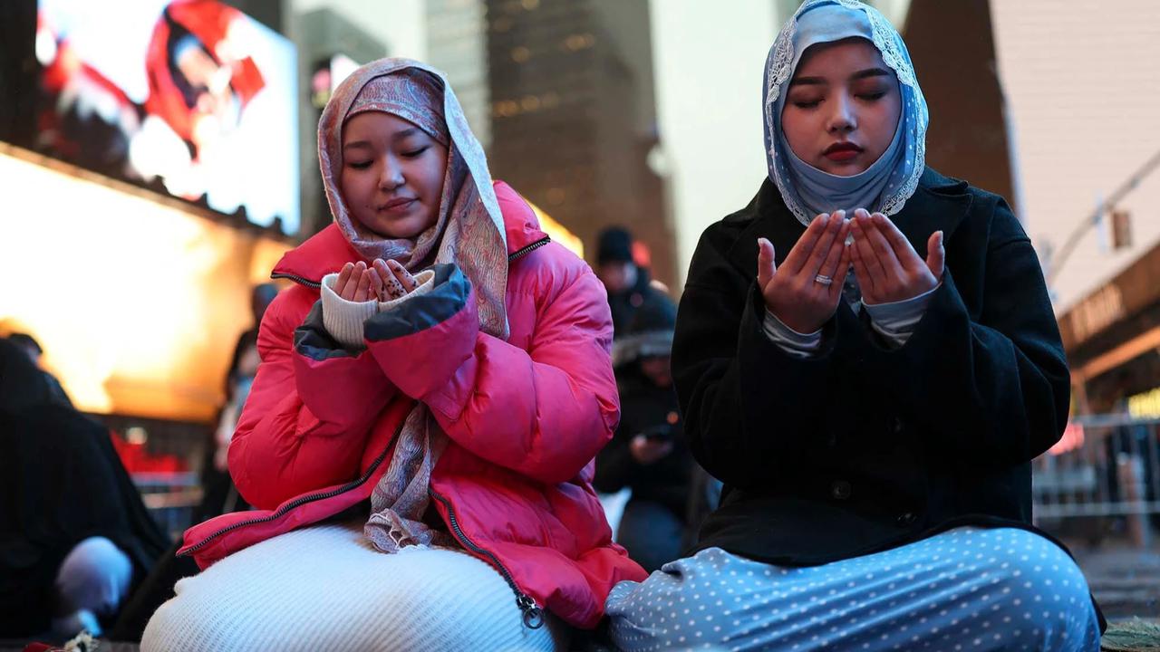 FOTO: Semangat Ramadan Menggema di Times Square New York