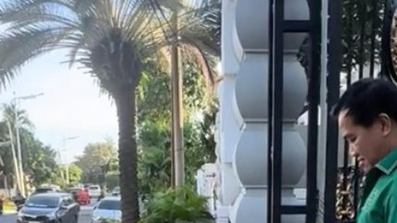 Viral Momen Crazy Rich Fitno Fabulous Bertemu Kakak Adik sedang Cari Rongsokan, Beri Uang dan Bantuan