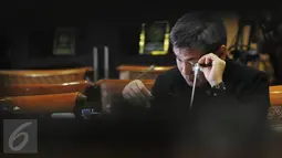 Capim KPK Johan Budi mengikuti uji kelayakan dan kepatutan capim KPK di Komisi III DPR, Kompleks Senayan, Jakarta, (14/12).Empat Calon Pimpinan KPK hari ini mengikuti uji kelayakan dan kepatutan dengan Komisi III DPR. (Liputan6.com/JohanTallo)