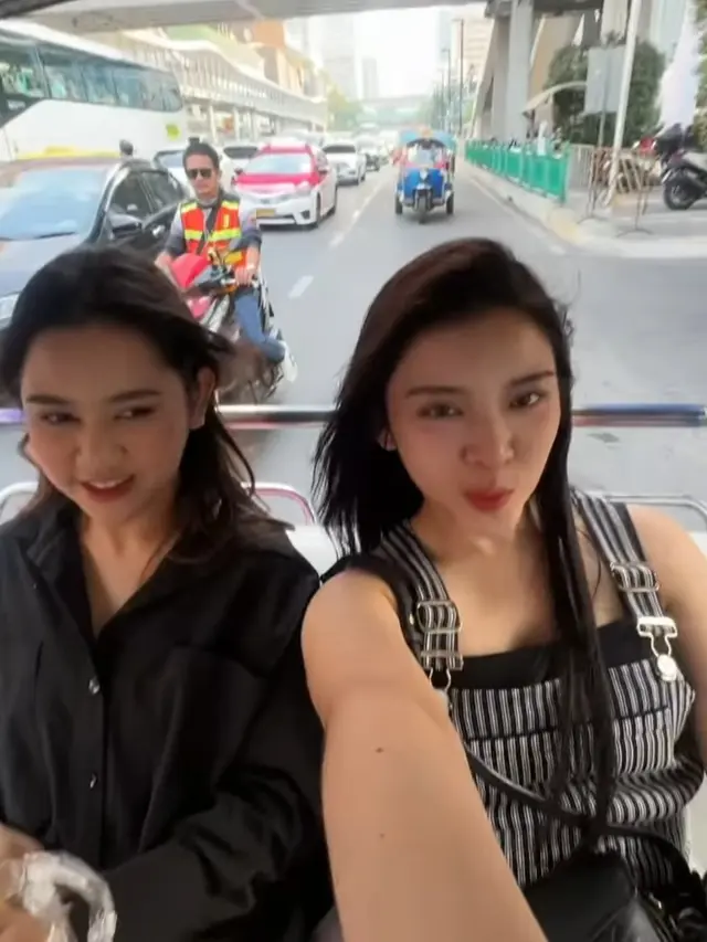 Tiara Andini dan Ziva Magnolya di Thailand
