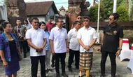 Menkes Budi cek kesiapan Puskesmas di Denpasar, Bali jelang peresmian peluncuran Starlink punya Elon Musk.