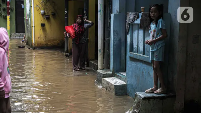 Banjir di Kawasan Kebon Pala Kampung Melayu Mulai Surut