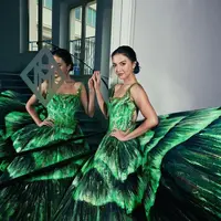 Raline Shah menghadiri Festival Film Cannes ke-75 di Prancis, Senin (23/5). Ini merupakan debut perdananya di acara bergengsi tersebut. (Instagram/ralineshah).