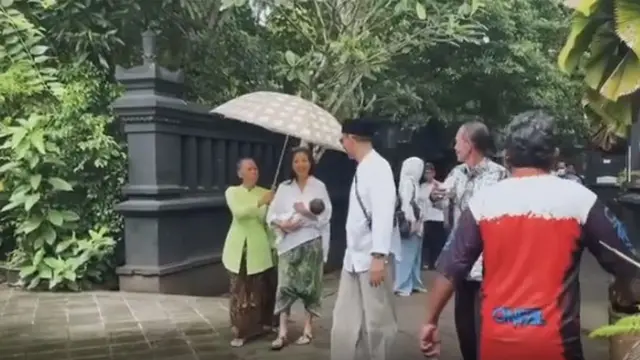 Dikabarkan Sudah Melahirkan, Ini 6 Potret Akikah Anak Olivia Zalianty