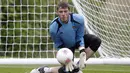 7. David De Gea (Spanyol). Kiper Manchester United ini membela tim Matador di Olimpiade London 2012. Sayangnya, Spanyol saat itu harus tersingkir di babak awal. (AFP/Graham Stuart) 