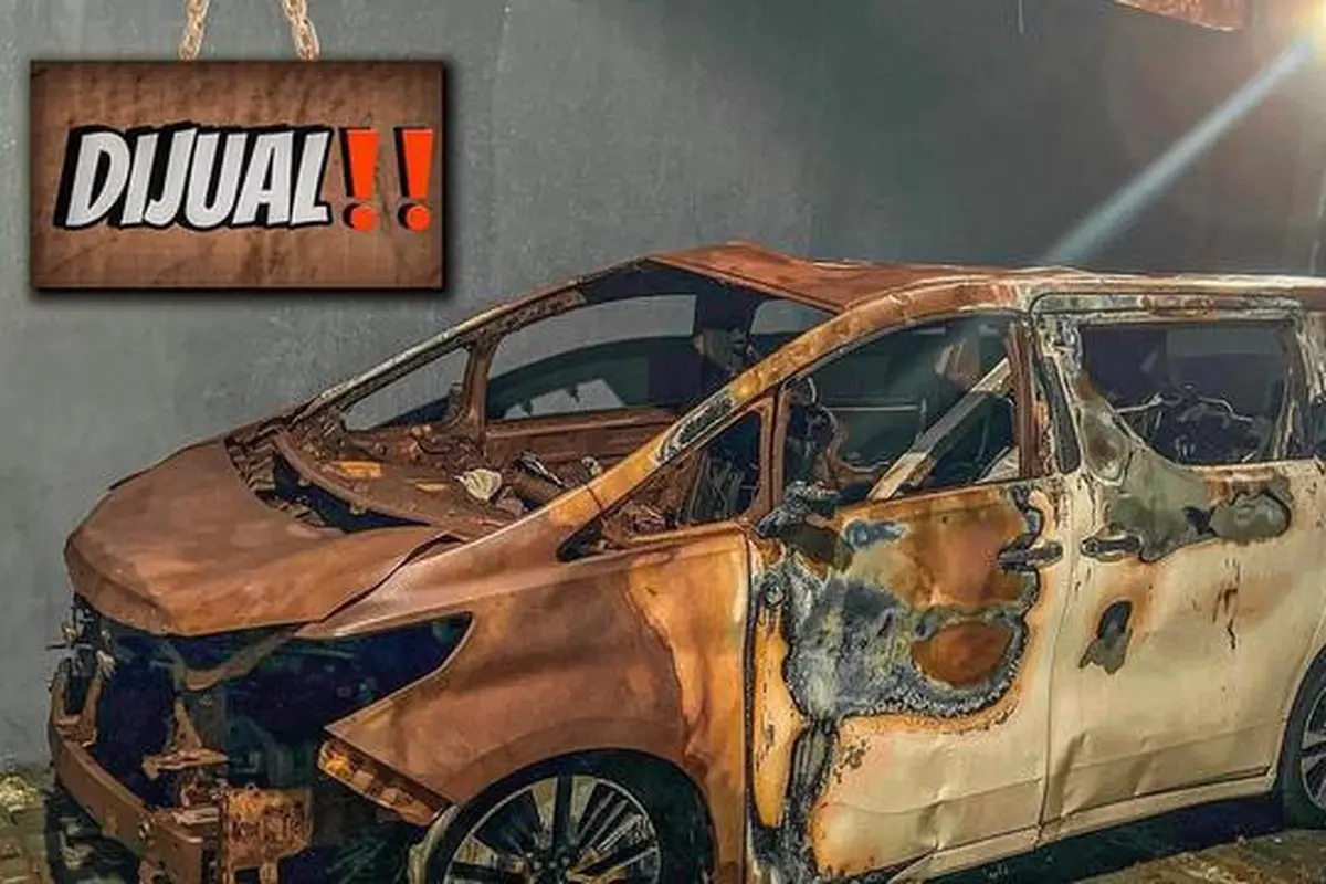 Via Vallen Berniat Jual Mobil Mewah Alphard yang Terbakar 3 Tahun Silam, Ini Alasannya