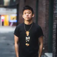 Kali pertama Rich Brian menyorot Indonesia, khususnya Jakarta secara eksplisit. (brooklynvegan)