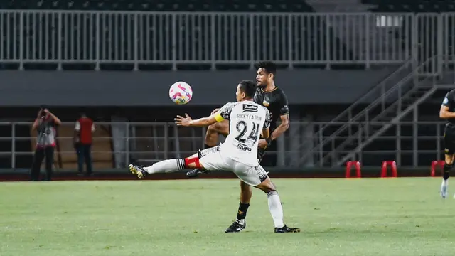 Ricky Kambuaya - Dewa United Vs Bali United di BRI Liga 1 2024/2025