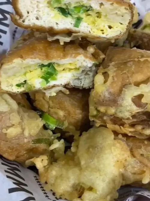 Resep tahu suntik telur. (dok. TikTok @sajiansedap/https://www.tiktok.com/@sajiansedap/video/7217304353701465371)