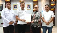 Sekolah Rakyat Segera Dibangun, Bupati Mamuju Tengah Serahkan Sertifikat Lahan ke Kemensos