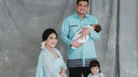 Kahiyang Ayu Singgung Tambah Anak dalam Potret Keluarga untuk Rayakan Ultah Pernikahan