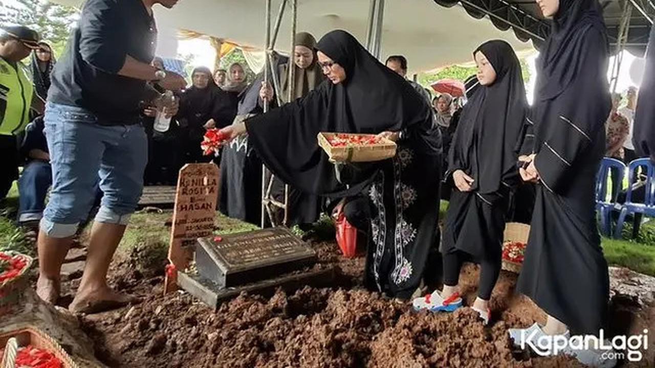 Andhika Pratama Kenang Almarhumah Ibunda Ussy Sulistiawaty, Hormat dan Anggap Seperti Ibu Sendiri