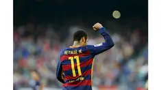 Neymar mencetak gol kedua Barcelona dengan indah menggunakan teknik tinggi mengelabui pemain Villareal. Gol ini bisa menjadi salah satu gol terbaiknya selama bermain di Barcelona.