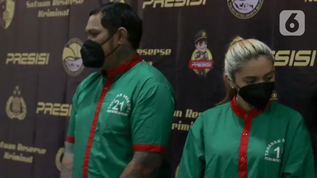 Dihadirkan Saat Rilis Penyalahgunaan Narkoba, Musisi Virgoun Kenakan Baju Tahanan